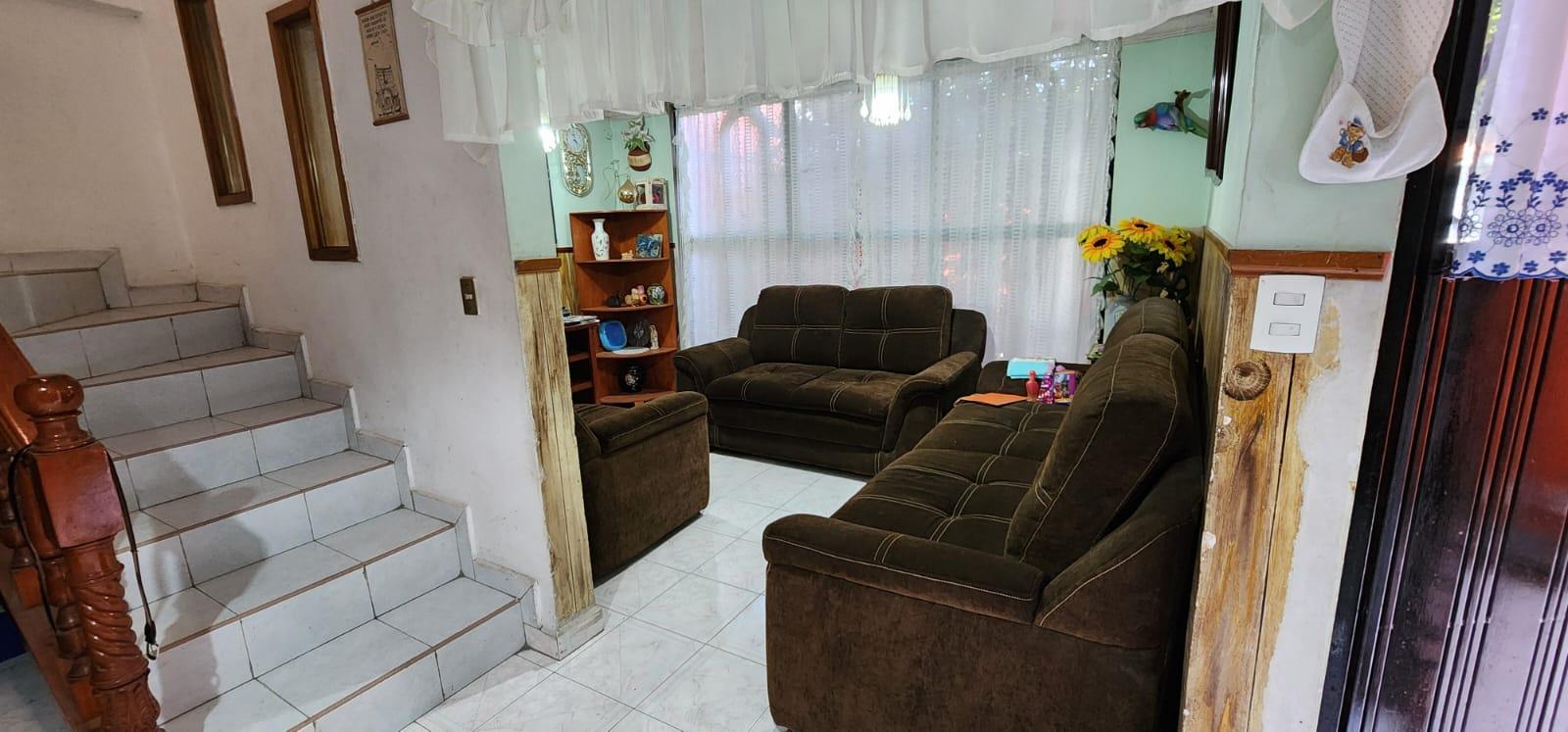 CASA EN VENTA CERCA DEL CENTRO DE SAN CRISTÓBAL, ECATEPEC