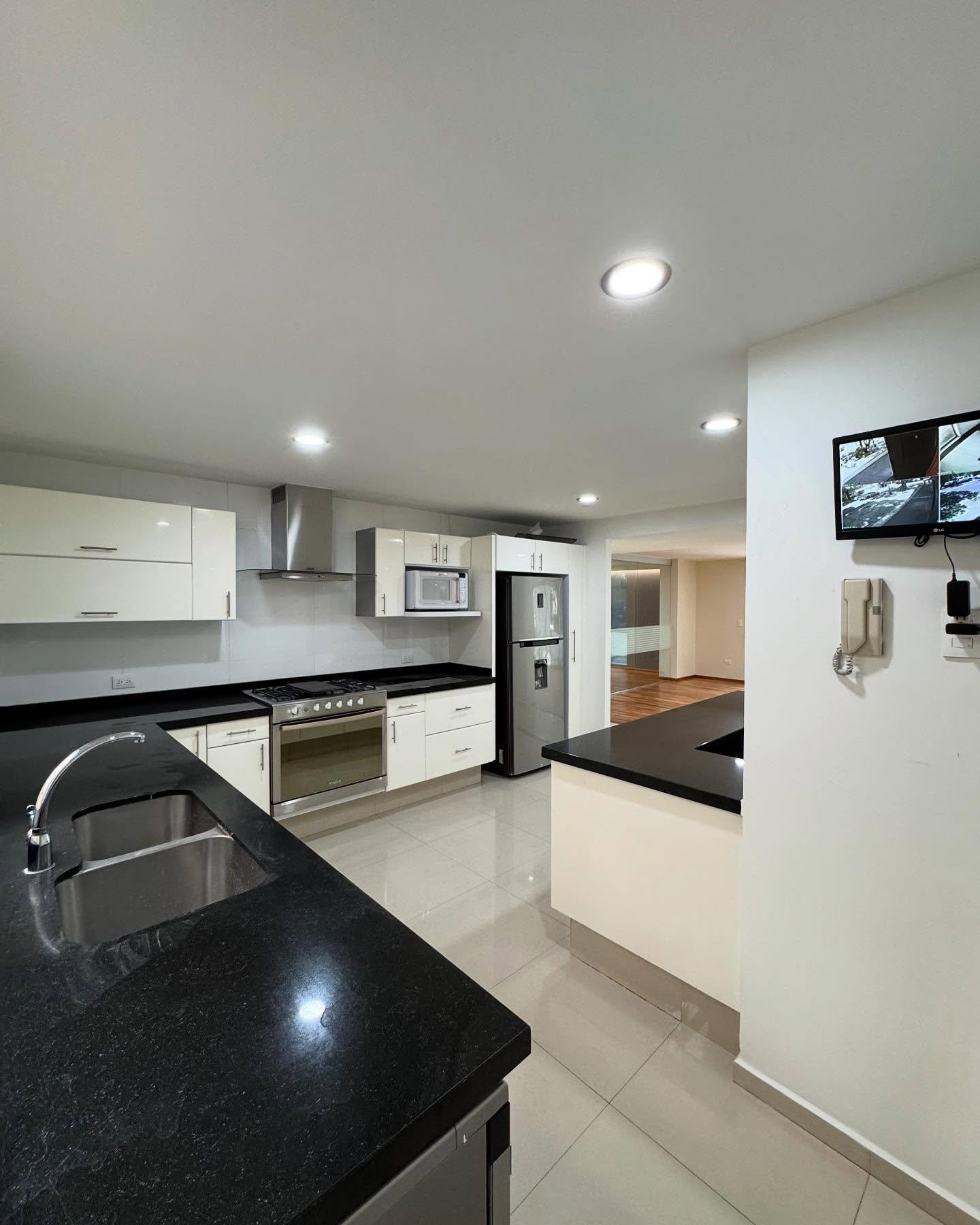 3 habitación 4 baño - Departamento